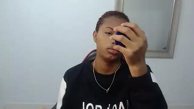 EimyJones_ from StripChat is Freechat