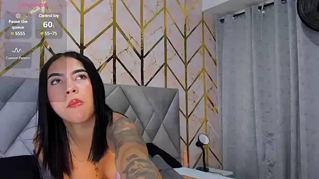 Try the hottest girls free webcams as they get au naturel and get naked fulfilling your nuttiest whims.