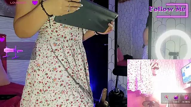 Ella_Rousse from StripChat