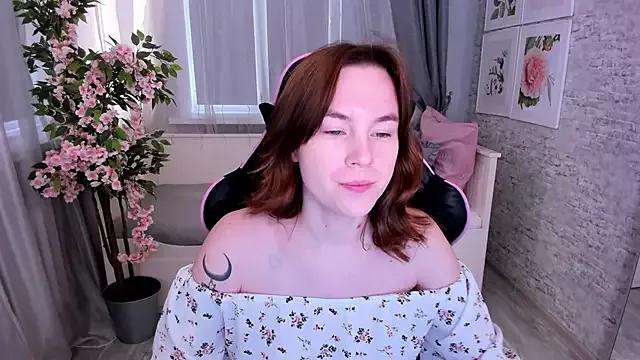Try the hottest girls free webcams as they get au naturel and get naked fulfilling your nuttiest whims.