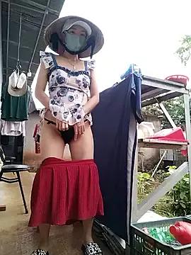 Ellie-Min from StripChat
