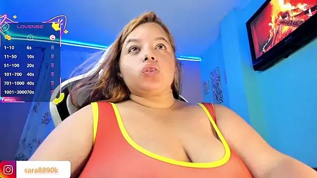 emily_crazzy from StripChat is Freechat