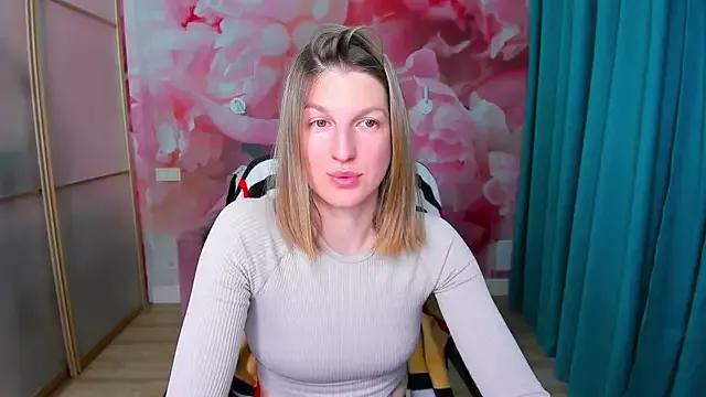 Try the hottest girls free webcams as they get au naturel and get naked fulfilling your nuttiest whims.