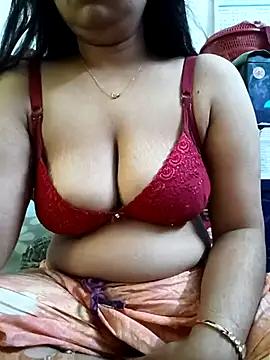 Try the hottest girls free webcams as they get au naturel and get naked fulfilling your nuttiest whims.