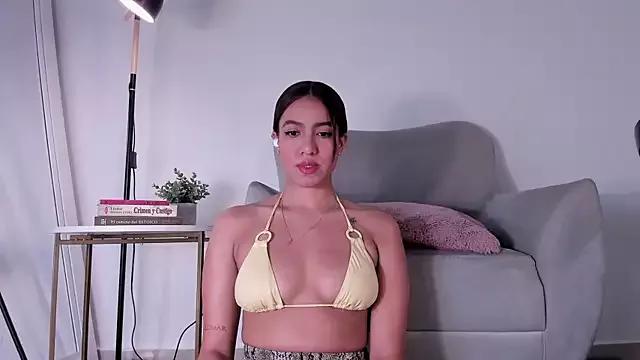 EmmaaCoel from StripChat