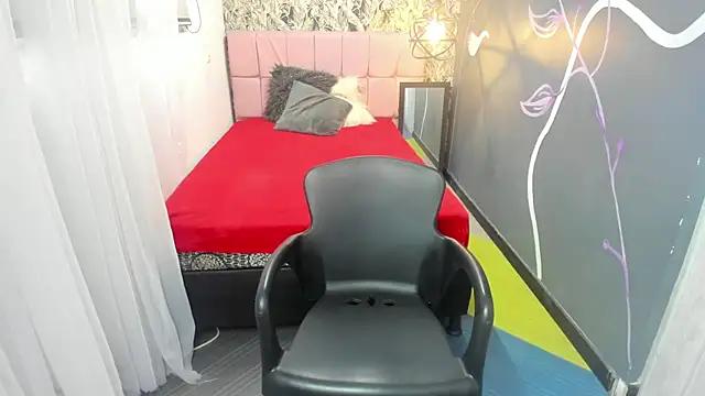 EmmaaEvans_ from StripChat