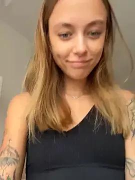 Photos of enjoy_my_beauty from StripChat is Freechat