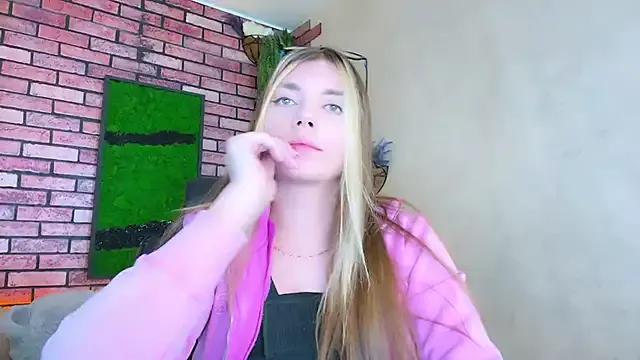 Try the hottest girls free webcams as they get au naturel and get naked fulfilling your nuttiest whims.