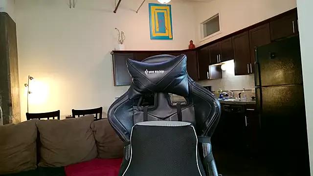 EveEnigma from StripChat