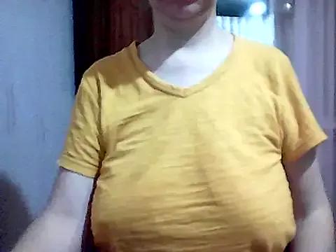 EvelinaRose from StripChat is Freechat