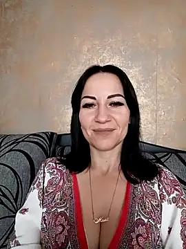 Try the hottest girls free webcams as they get au naturel and get naked fulfilling your nuttiest whims.