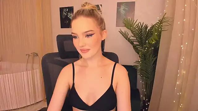 Try the hottest girls free webcams as they get au naturel and get naked fulfilling your nuttiest whims.