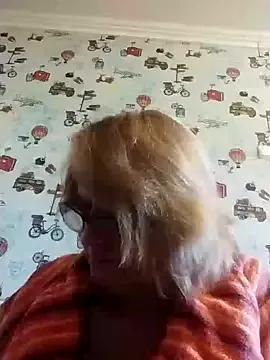 Forest-Lady from StripChat is Freechat