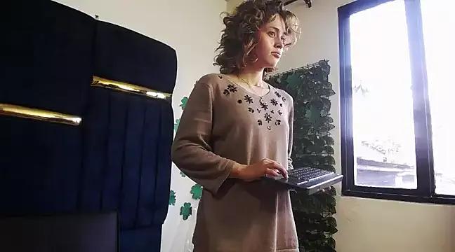 fulfill_fantasies1 from StripChat