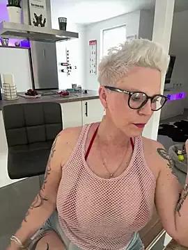 Photos of German_Milf from StripChat is Freechat