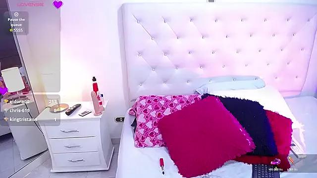Try the hottest girls free webcams as they get au naturel and get naked fulfilling your nuttiest whims.