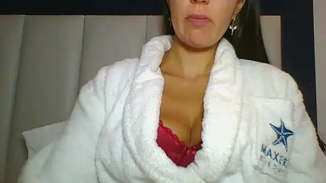 Try the hottest girls free webcams as they get au naturel and get naked fulfilling your nuttiest whims.