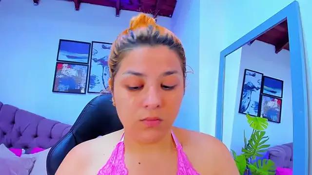 Try the hottest girls free webcams as they get au naturel and get naked fulfilling your nuttiest whims.