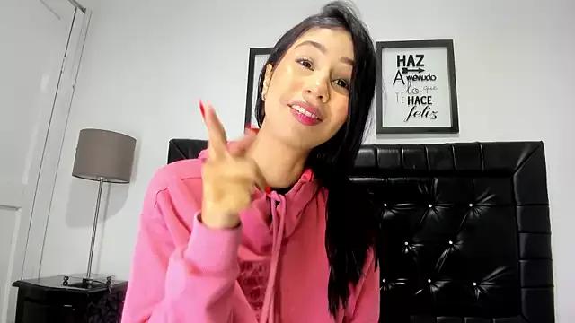 Hanna_dolll from StripChat is Freechat