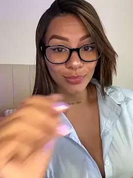 Try the hottest girls free webcams as they get au naturel and get naked fulfilling your nuttiest whims.