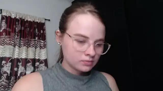 HellenMiyer1111 from StripChat is Freechat