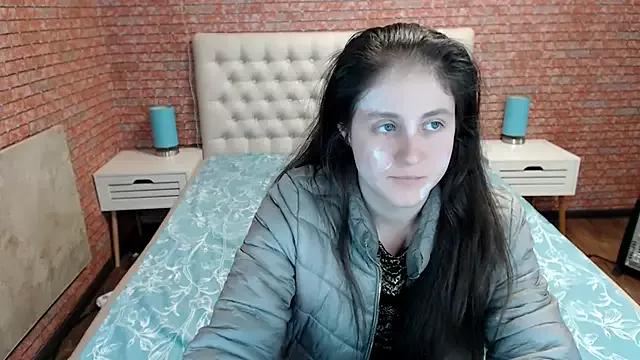 Holliy_Cooper from StripChat