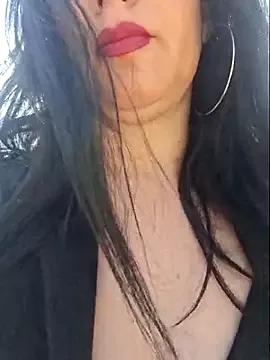 Horny_bitch_ from StripChat is Freechat