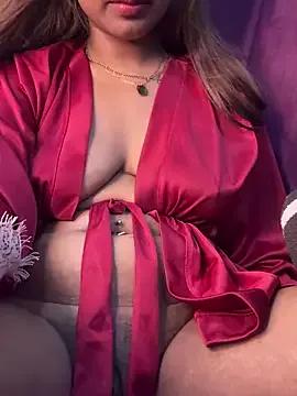 Try the hottest girls free webcams as they get au naturel and get naked fulfilling your nuttiest whims.