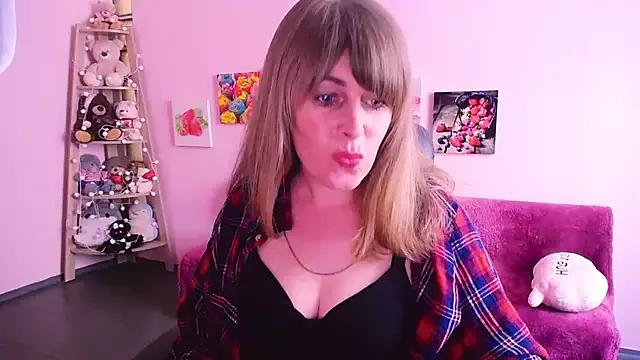 Try the hottest girls free webcams as they get au naturel and get naked fulfilling your nuttiest whims.