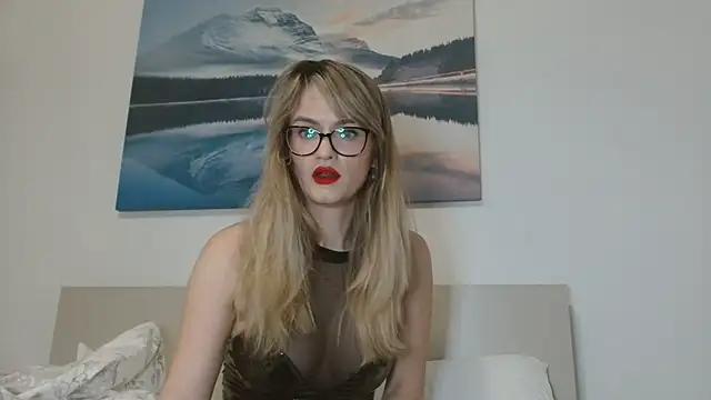 Try the hottest girls free webcams as they get au naturel and get naked fulfilling your nuttiest whims.