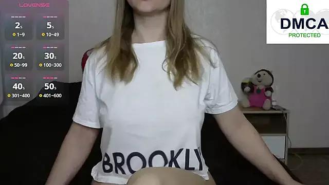 Try the hottest girls free webcams as they get au naturel and get naked fulfilling your nuttiest whims.