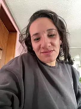 ImLaura_Pink from StripChat is Freechat