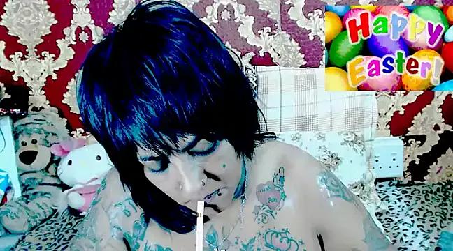 Try the hottest girls free webcams as they get au naturel and get naked fulfilling your nuttiest whims.