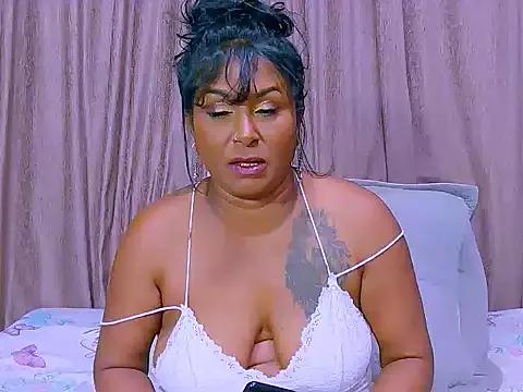 indiansparkle from StripChat is Freechat