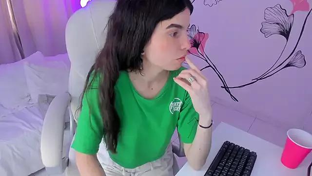 Isabela_Fiorelli from StripChat is Freechat