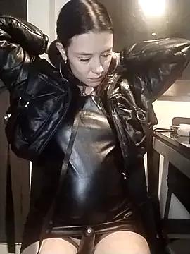 Try the hottest girls free webcams as they get au naturel and get naked fulfilling your nuttiest whims.