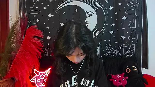 Isabella__dark from StripChat is Freechat