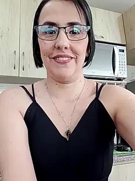 IsisBlake from StripChat