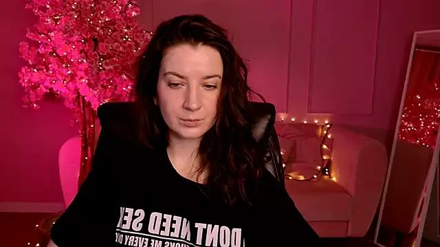 Try the hottest girls free webcams as they get au naturel and get naked fulfilling your nuttiest whims.