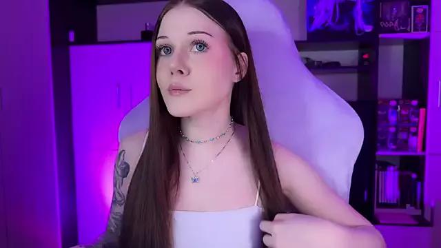 Try the hottest girls free webcams as they get au naturel and get naked fulfilling your nuttiest whims.