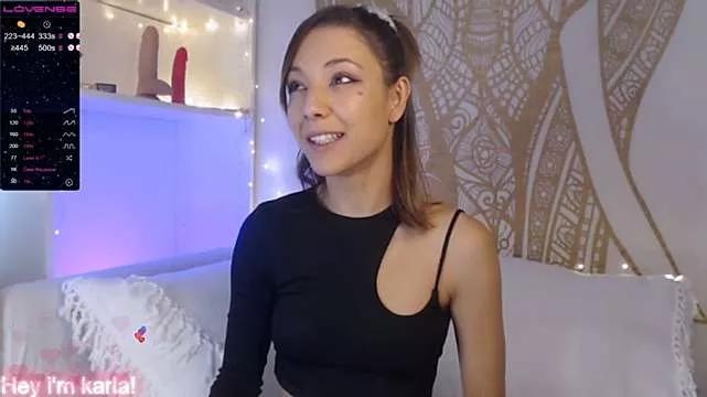 Try the hottest girls free webcams as they get au naturel and get naked fulfilling your nuttiest whims.