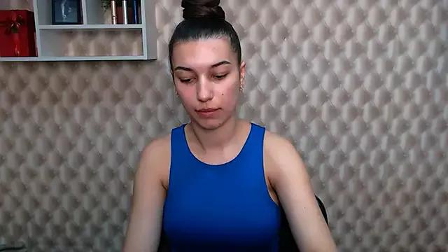 KarolinaRosse_ from StripChat is Freechat