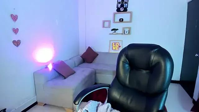 Kat_cute_ from StripChat is Freechat