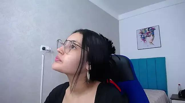 Try the hottest girls free webcams as they get au naturel and get naked fulfilling your nuttiest whims.