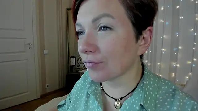 Try the hottest girls free webcams as they get au naturel and get naked fulfilling your nuttiest whims.