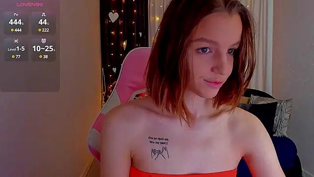 Try the hottest girls free webcams as they get au naturel and get naked fulfilling your nuttiest whims.