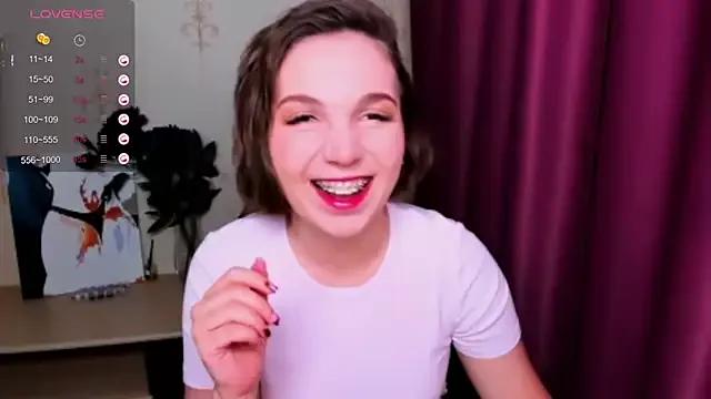 KindHazelHere_ from StripChat is Freechat