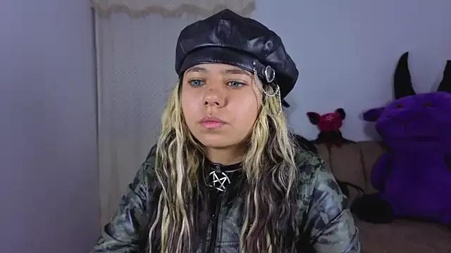 Kiokapop_ webcams show profile image 