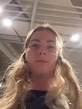 KissMissAngela from StripChat