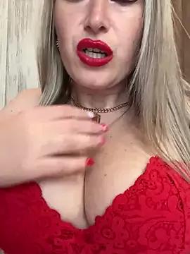Kittenforyou from StripChat